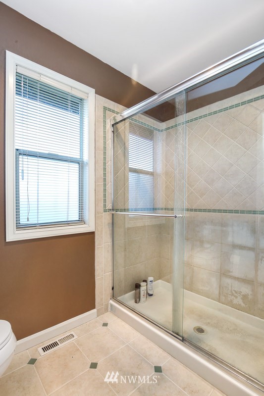1404 243rd Place Southeast Bothell, WA 98021 - Photo 11 of 25