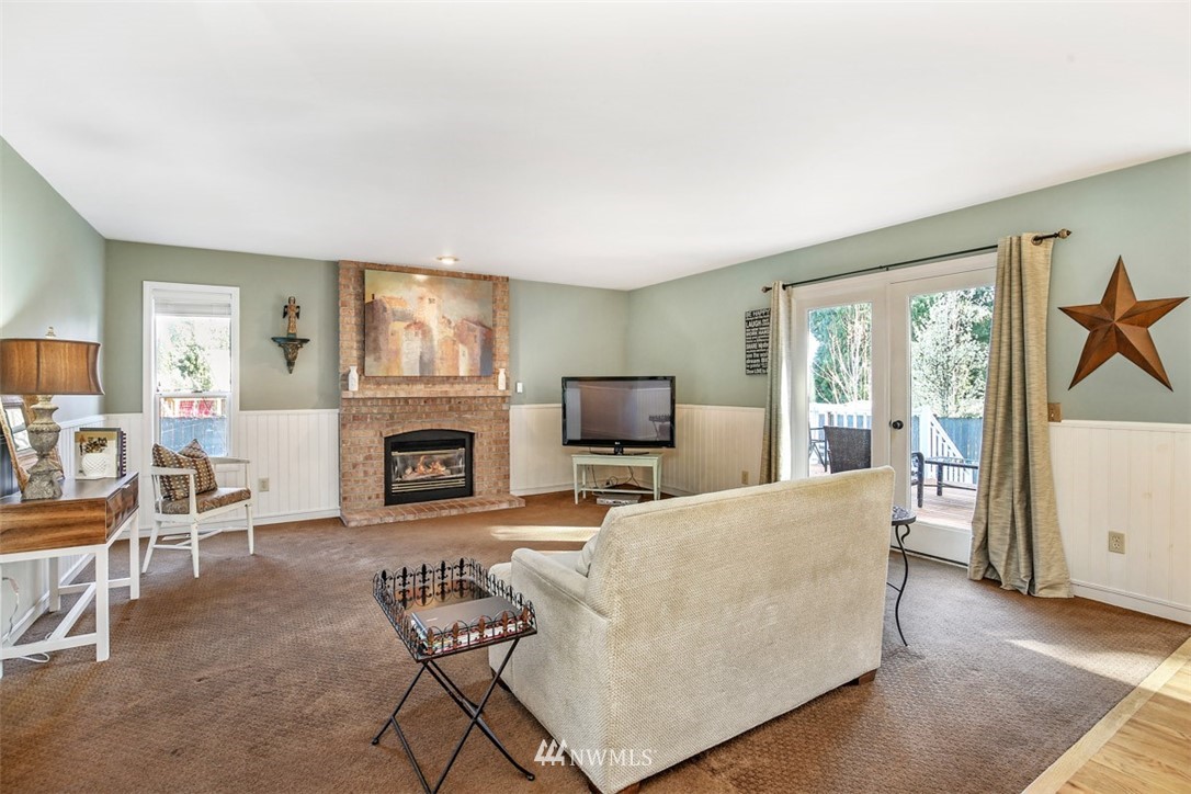 1404 243rd Place Southeast Bothell, WA 98021 - Photo 13 of 25