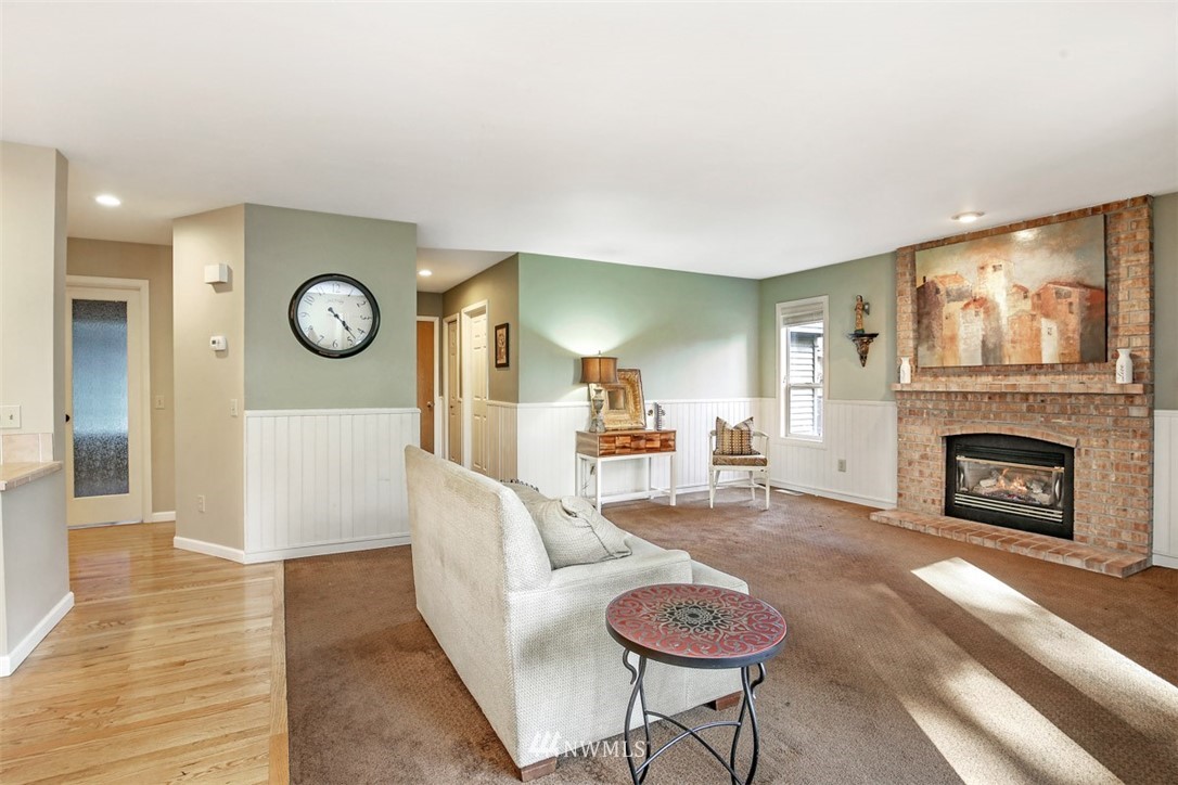 1404 243rd Place Southeast Bothell, WA 98021 - Photo 14 of 25