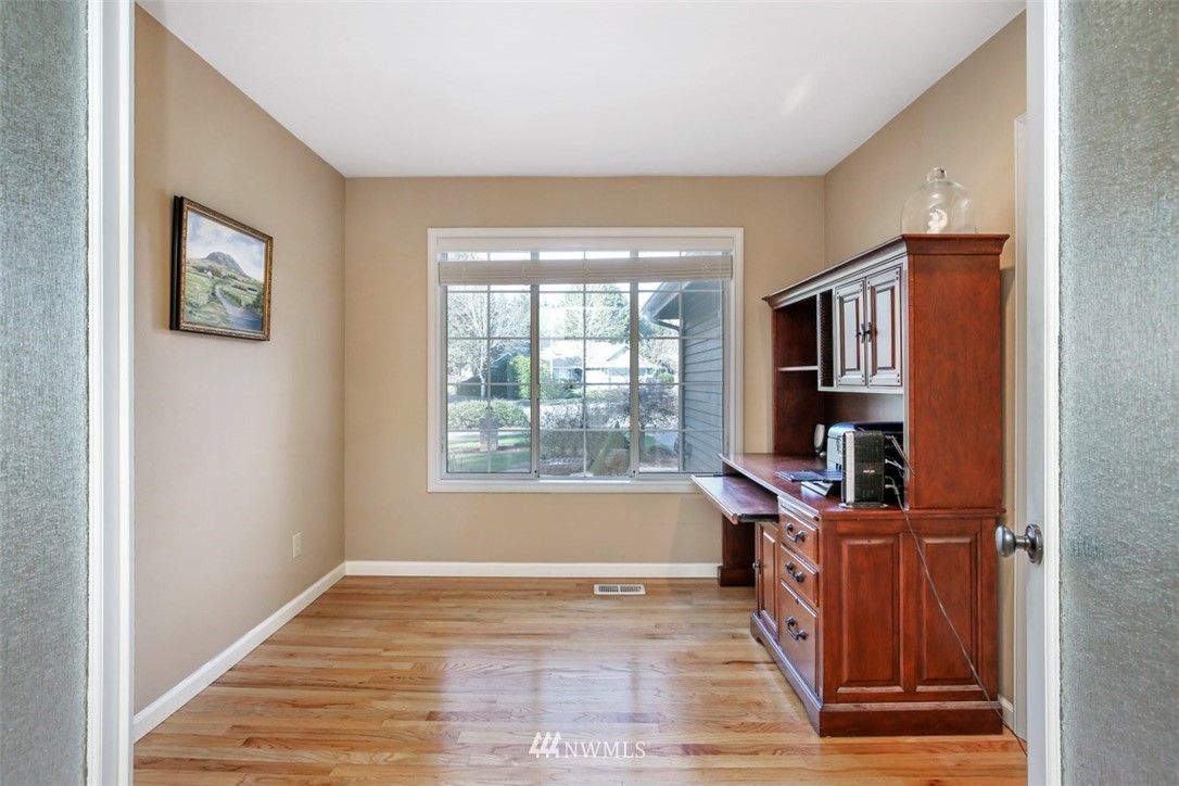 1404 243rd Place Southeast Bothell, WA 98021 - Photo 23 of 25
