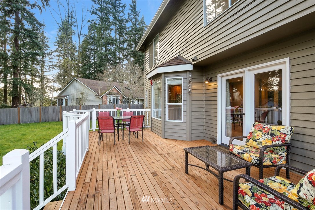 1404 243rd Place Southeast Bothell, WA 98021 - Photo 9 of 25