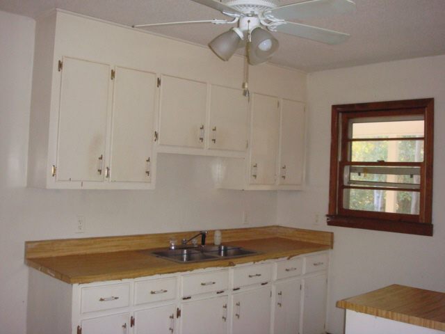 26 Foxhall Road Greenville, SC 29605 - Photo 4 of 9 Gallery Image 4