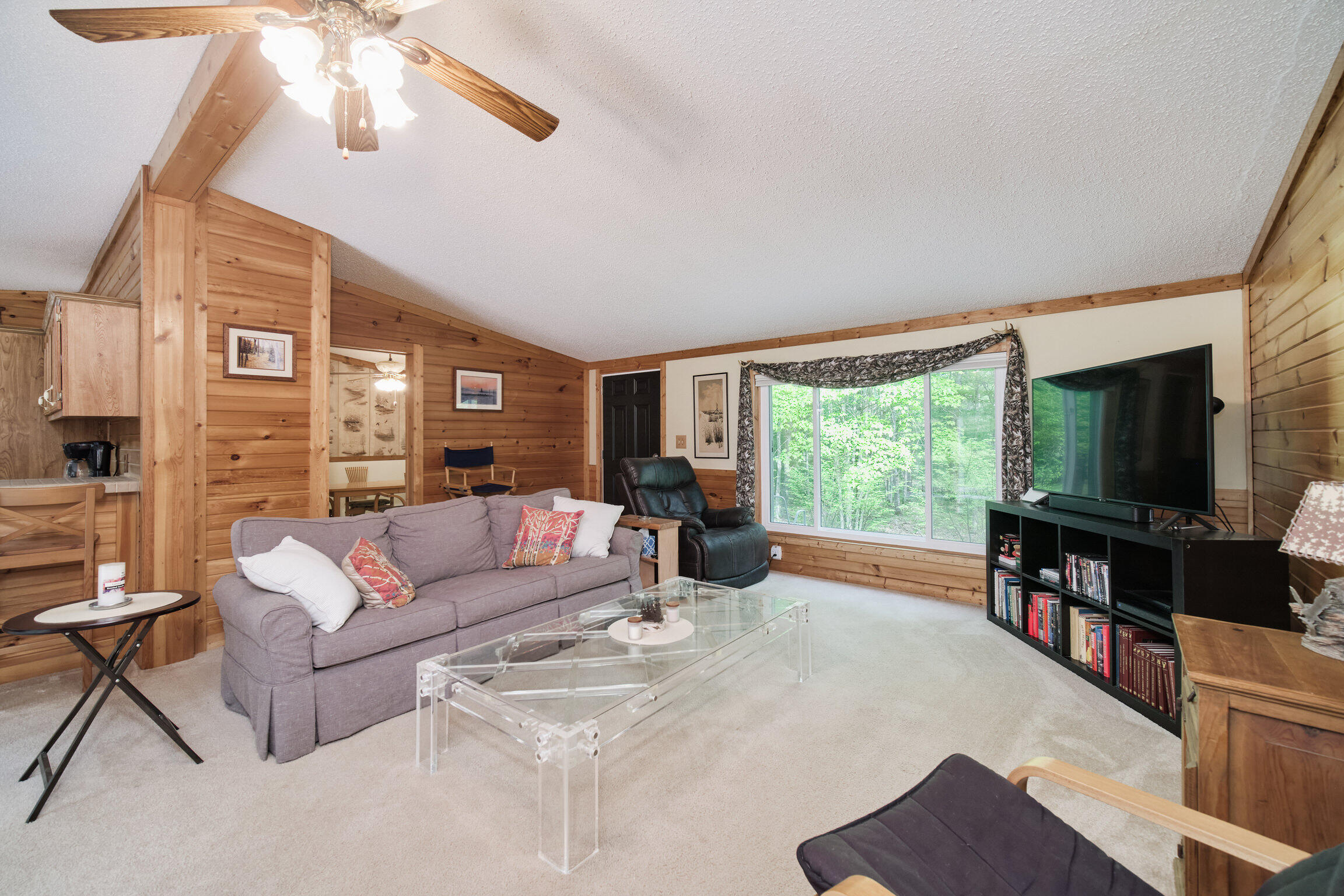 4040 Udell Hills Road Manistee, MI 49660 - Photo 12 of 57 4040_Udell_Hills_Rd-30