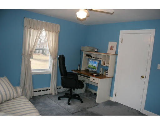 54 Montvale Road Woburn, MA 01801 - Photo 12 of 17 Gallery Image 12