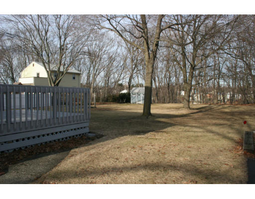 54 Montvale Road Woburn, MA 01801 - Photo 15 of 17 Gallery Image 15