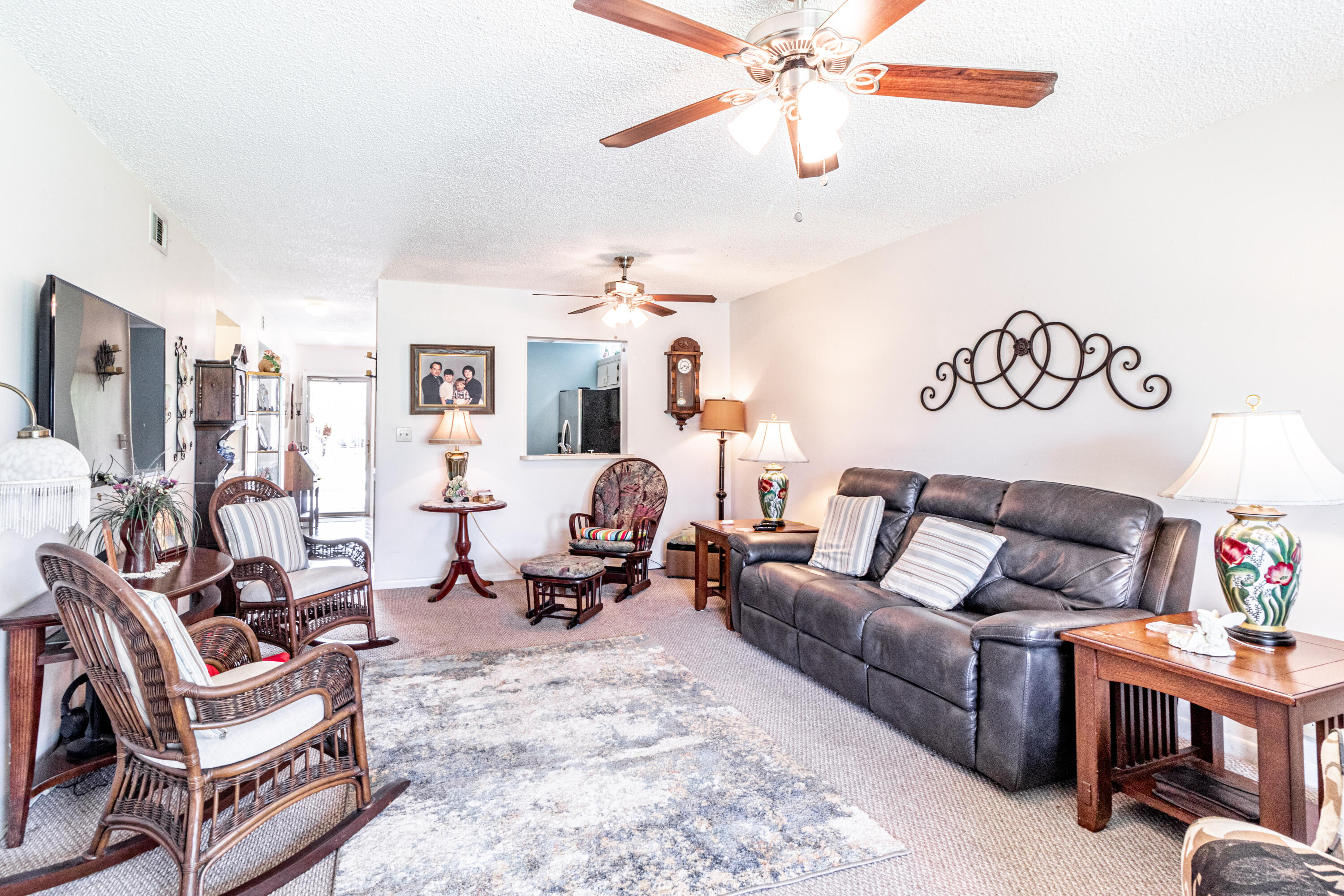 9094 Flynn Circle, Unit 7 Boca Raton, FL 33496 - Photo 6 of 18 IMG_4469
