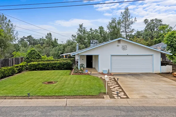 $292,000 | 1255 Scenic Way, Redding, CA 96001