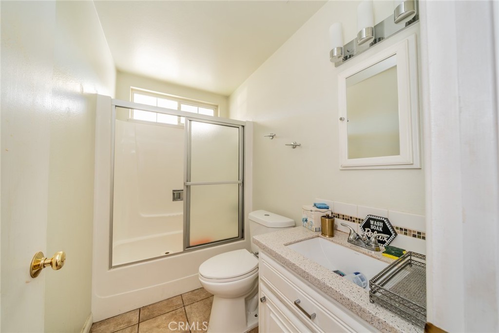 14171 Tehachapi Road Apple Valley, CA 92307 - Photo 18 of 51