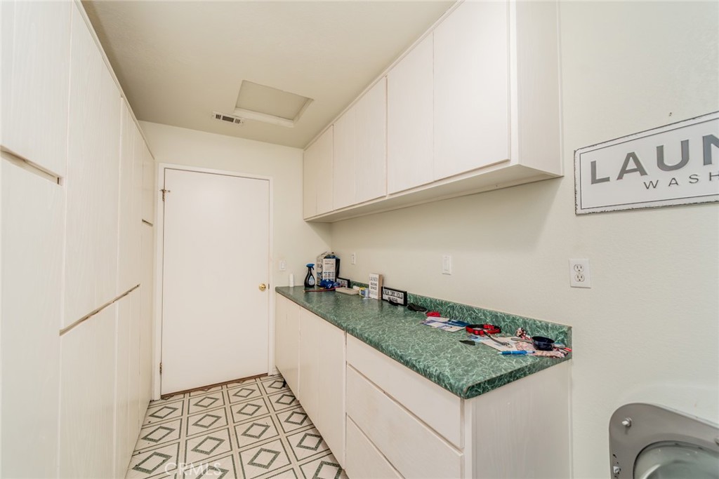 14171 Tehachapi Road Apple Valley, CA 92307 - Photo 26 of 51