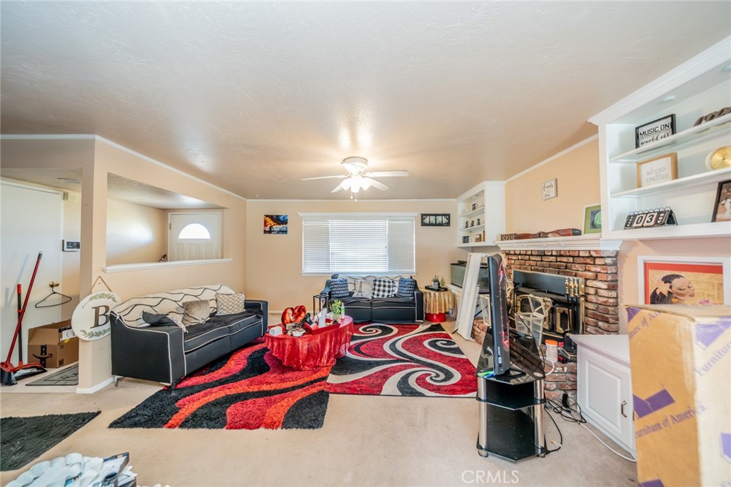 14171 Tehachapi Road Apple Valley, CA 92307 - Photo 7 of 51