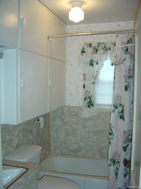 10335 North Holly Road Holly, MI 48442 - Photo 19 of 19 BRIGHT & CLEAN