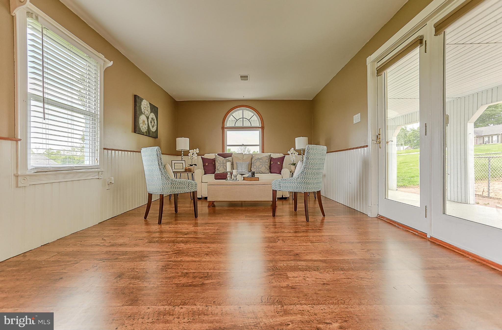 8306 Reichard Road Fairplay, MD 21733 - Photo 5 of 30 Living Room