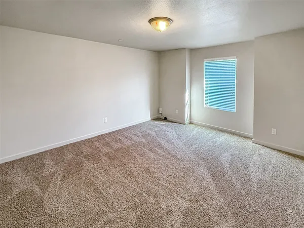 $1,895 | 10535 Mills Road, Unit 4B, Houston, TX 77070