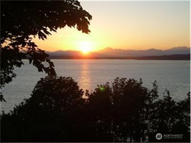 5426 Beach Drive Southwest Seattle, WA 98136 - Photo 9 of 9