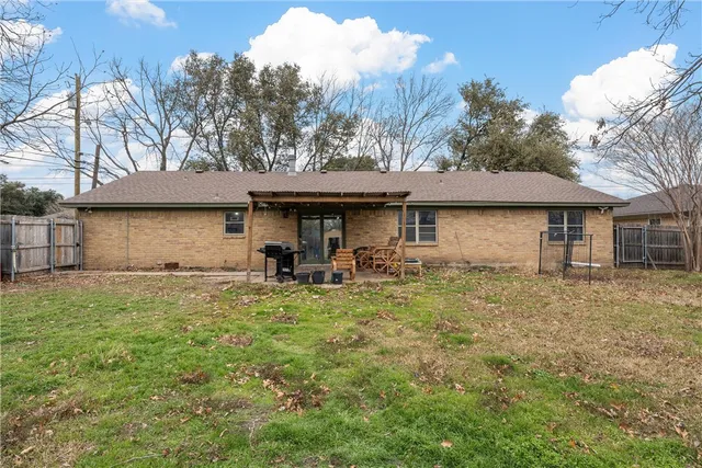 $270,000 | 110 Billington Drive, Robinson, TX 76706