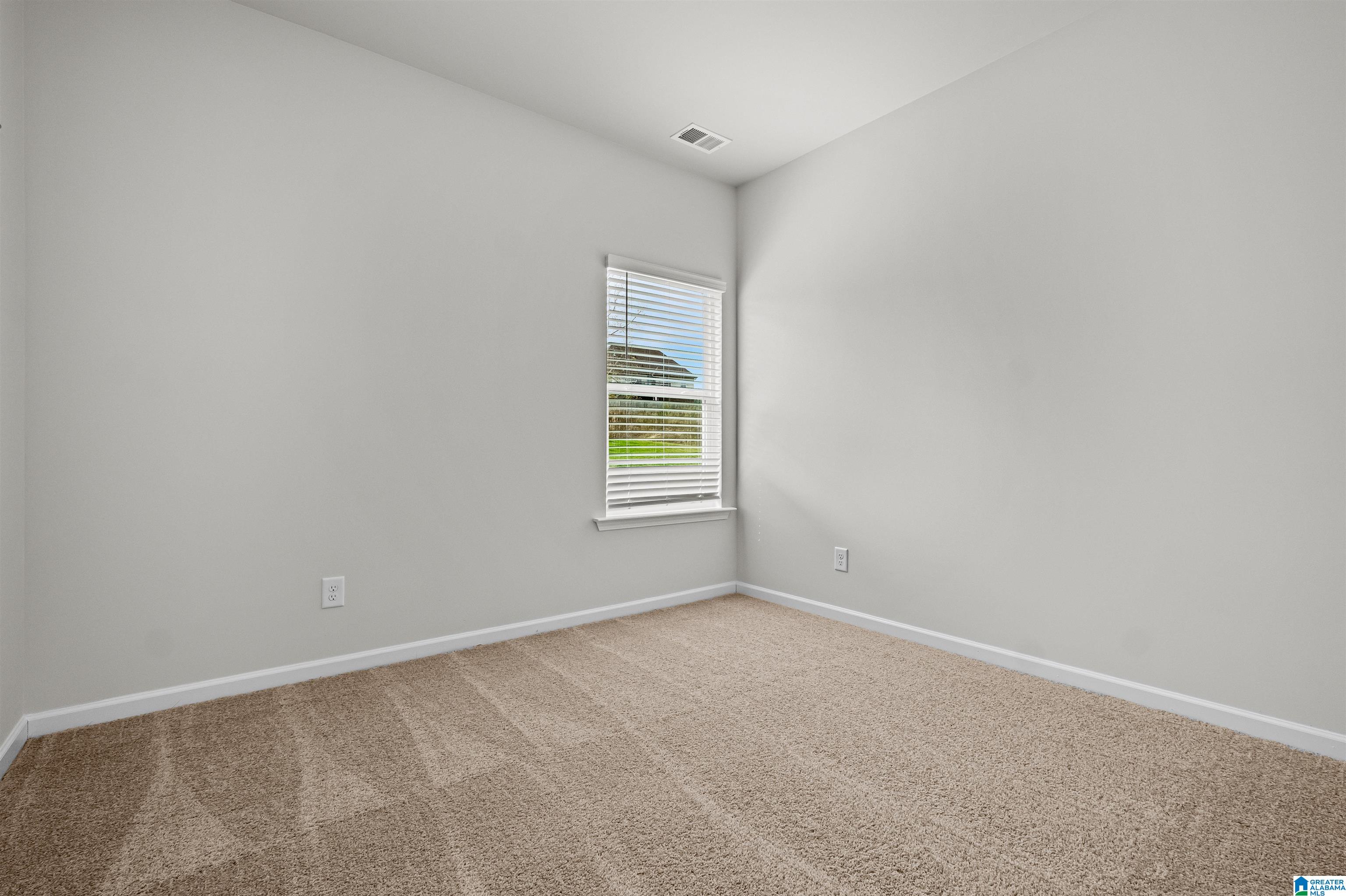 555 Ridge Circle Odenville, AL 35120 - Photo 10 of 35