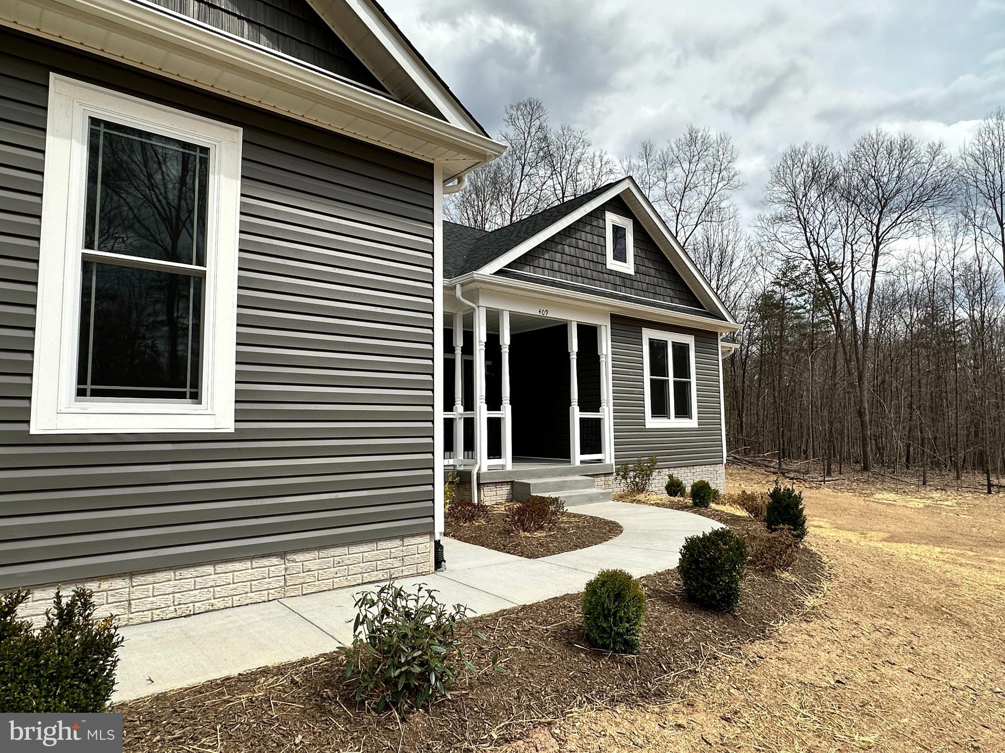 855 Redbud Road Winchester, VA 22603 - Photo 4 of 46 Example of Home Front Lead Walk