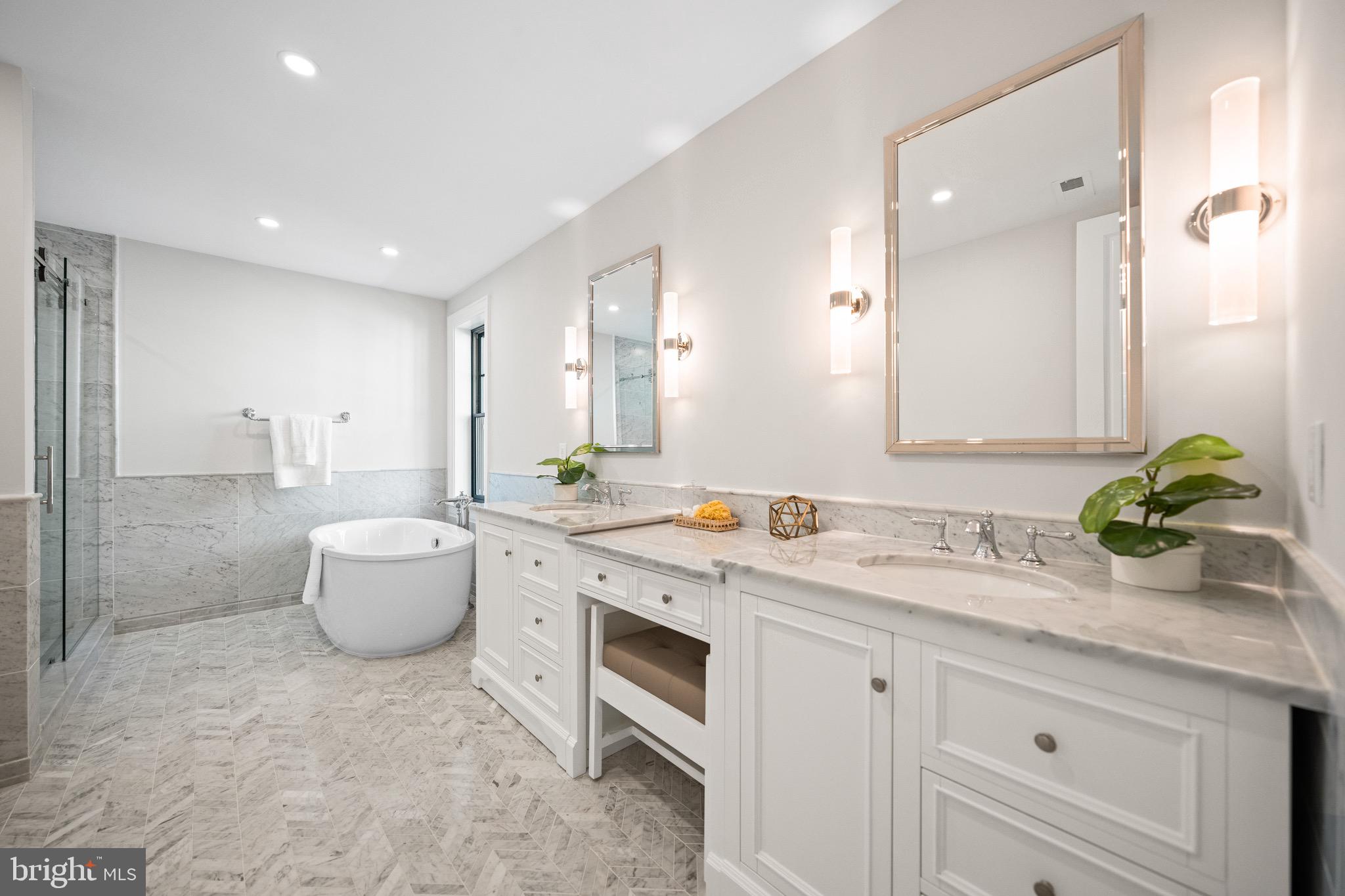 2602 36th Place Northwest Washington, DC 20007 - Photo 24 of 49 Ensuite Bath