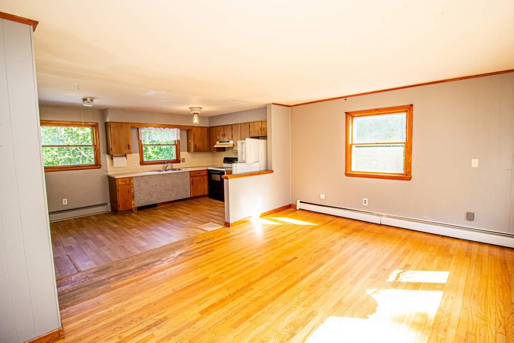 248 Holley Road Farmington, ME 04938 - Photo 6 of 22 Living Room
