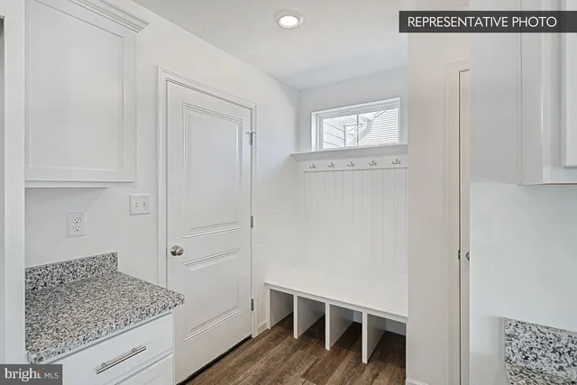 $439,990 | 164 Woodlynn Drive, Selinsgrove, PA 17870