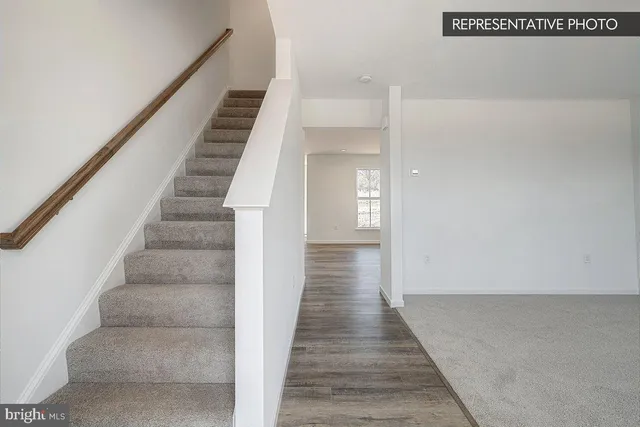 $439,990 | 164 Woodlynn Drive, Selinsgrove, PA 17870