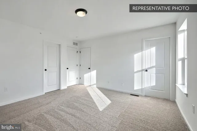 $439,990 | 164 Woodlynn Drive, Selinsgrove, PA 17870