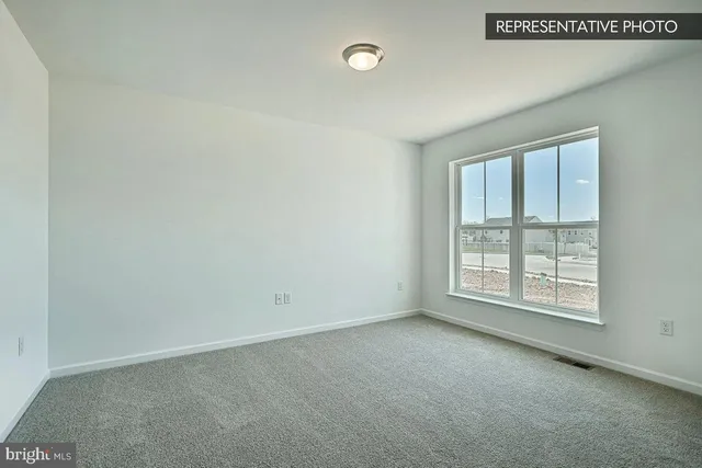 $439,990 | 164 Woodlynn Drive, Selinsgrove, PA 17870