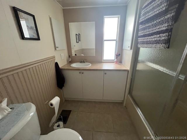8709 Knight Road Boynton Beach, FL 33436 - Photo 18 of 39 a bathroom with a sink a toilet and mirror