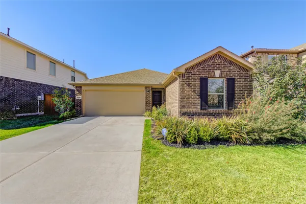 $275,000 | 10314 Russell Pines Drive, Rosharon, TX 77583