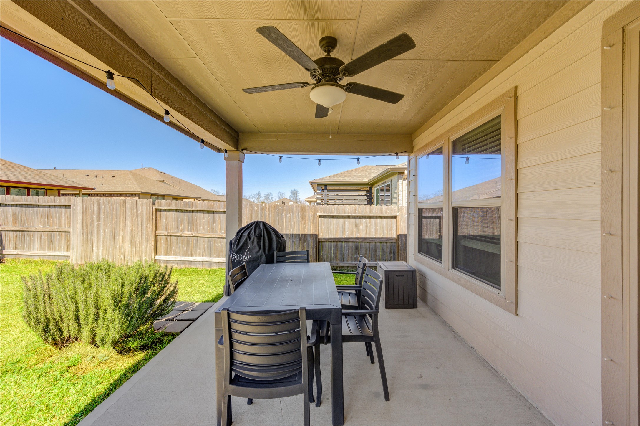 10314 Russell Pines Drive Rosharon, TX 77583 - Photo 34 of 49