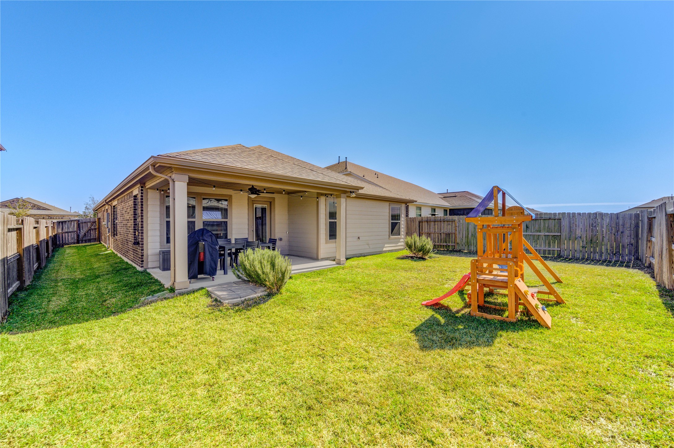 10314 Russell Pines Drive Rosharon, TX 77583 - Photo 35 of 49