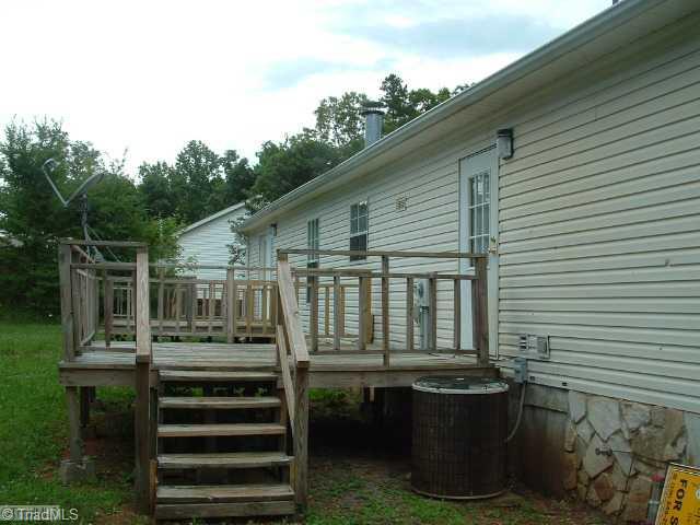 495 Wafford Road Lexington, NC 27292 - Photo 13 of 15 Patio/Deck.