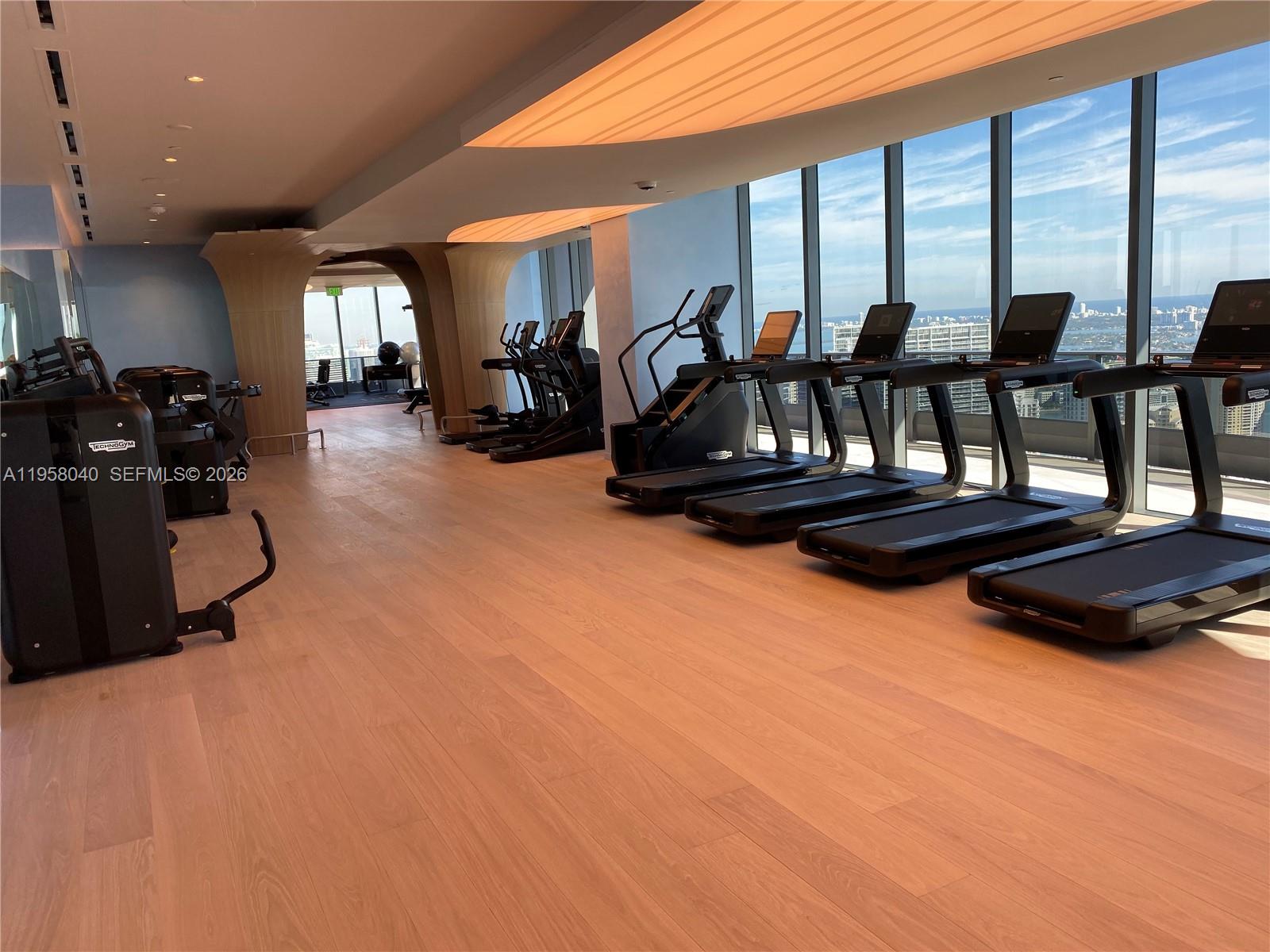 1000 Brickell Plaza, Unit 3306 Miami, FL 33131 - Photo 14 of 33