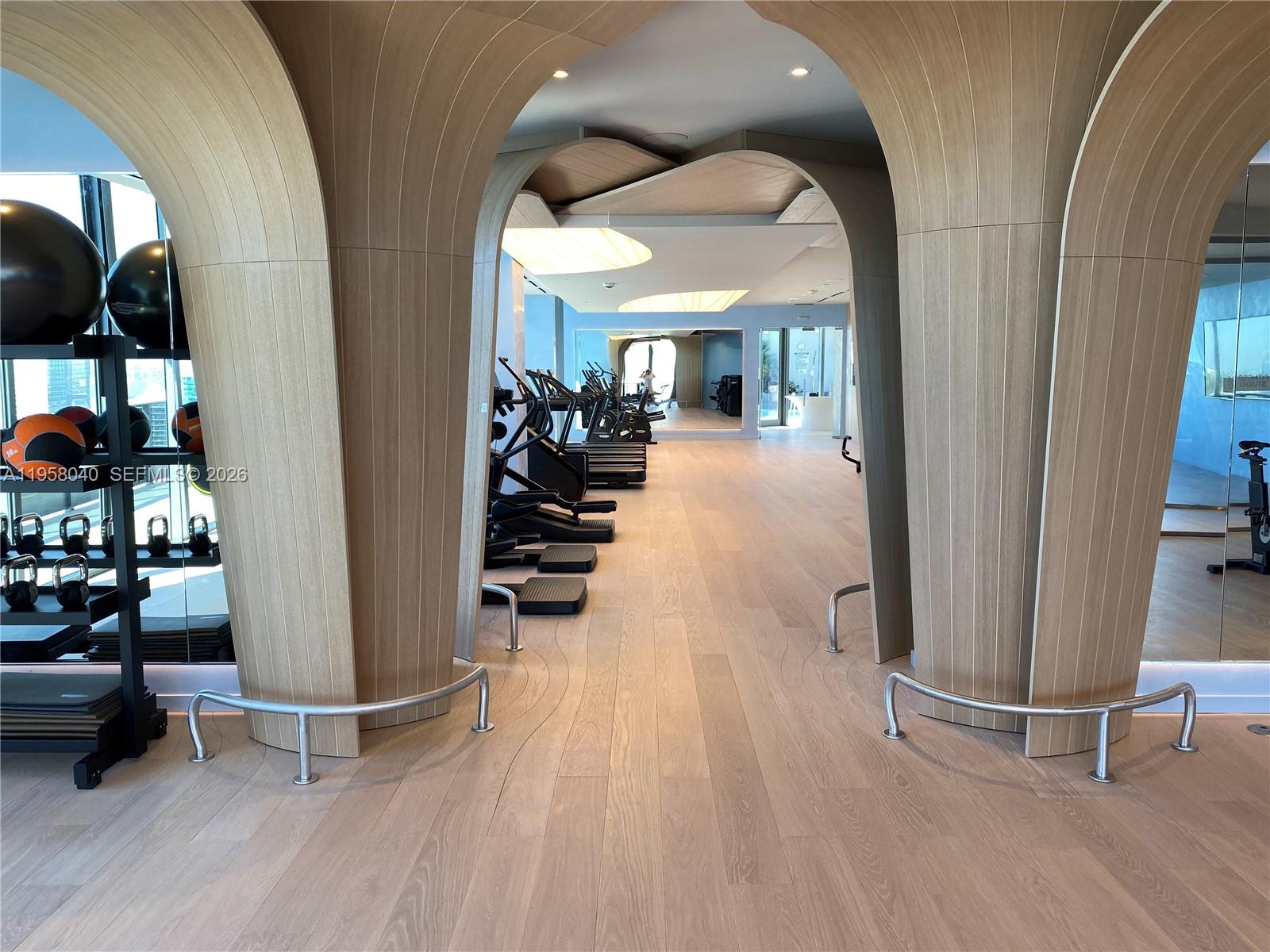 1000 Brickell Plaza, Unit 3306 Miami, FL 33131 - Photo 18 of 33