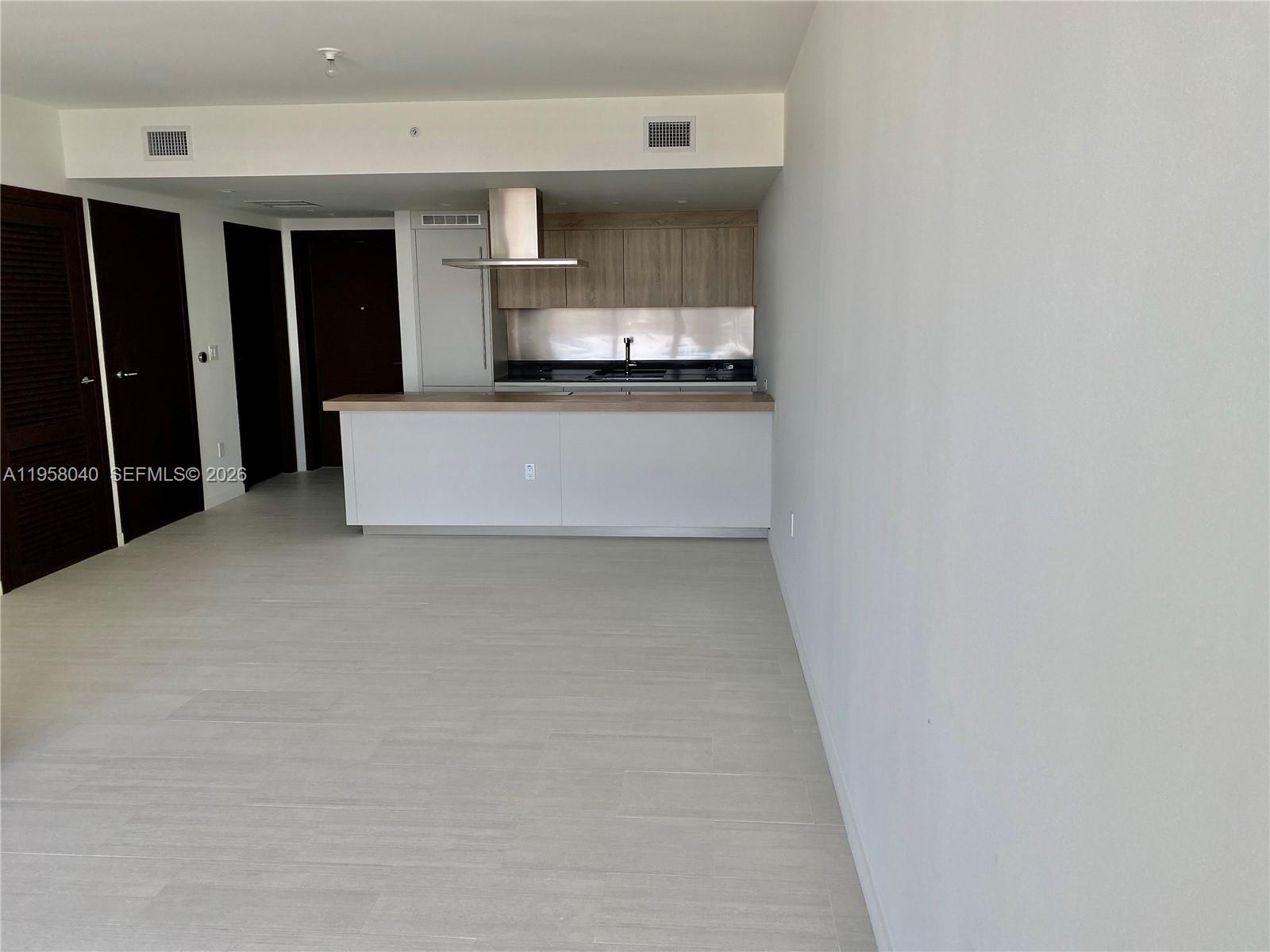 1000 Brickell Plaza, Unit 3306 Miami, FL 33131 - Photo 5 of 33