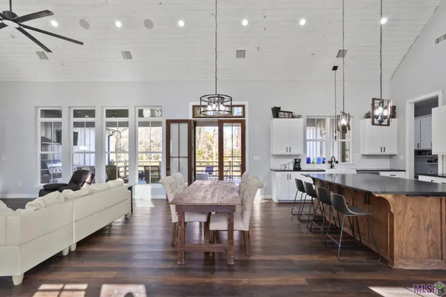 $699,000 | 23220 Zeb Chaney Road, Zachary, LA 70791