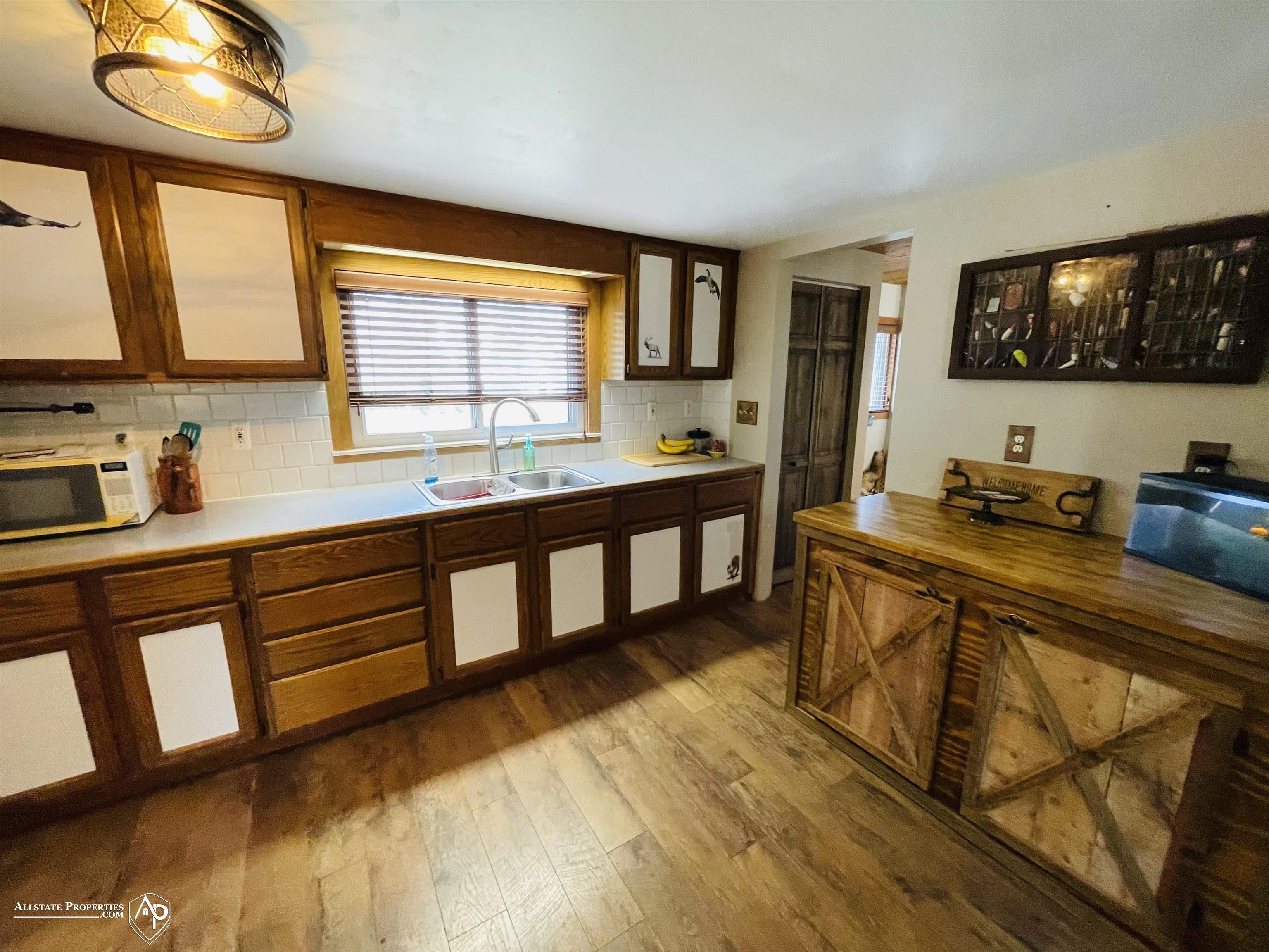 3175 Belsay Road Burton, MI 48519 - Photo 9 of 35