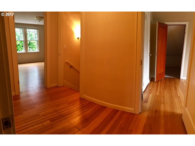 1245 River Road Eugene, OR 97404 - Photo 22 of 32 Gallery Image 22