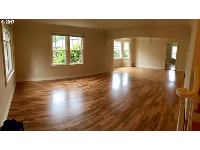 1245 River Road Eugene, OR 97404 - Photo 10 of 32 Gallery Image 10