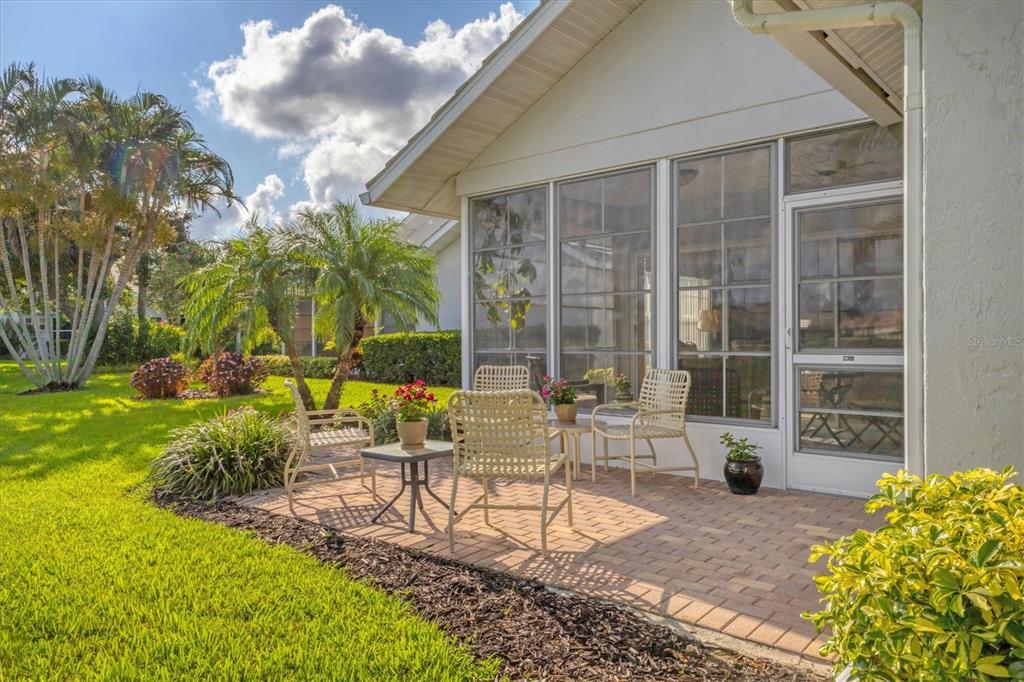 1412 Colony Place Venice, FL 34292 - Photo 41 of 55 a building outdoor space with seating space