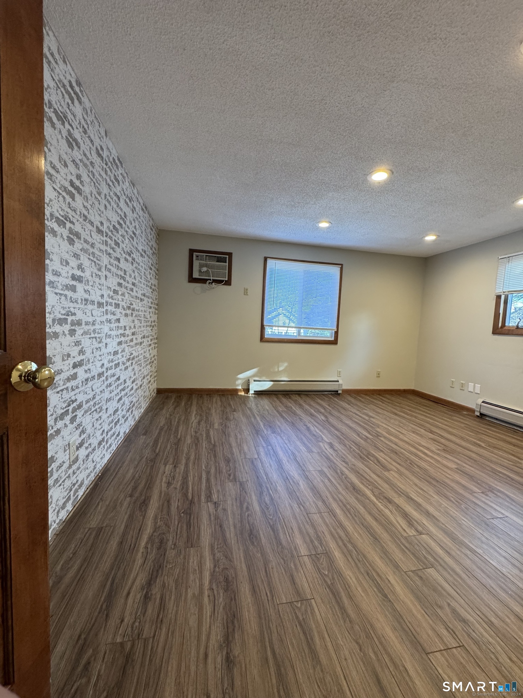 444 Prospect Street Torrington, CT 06790 - Photo 19 of 27
