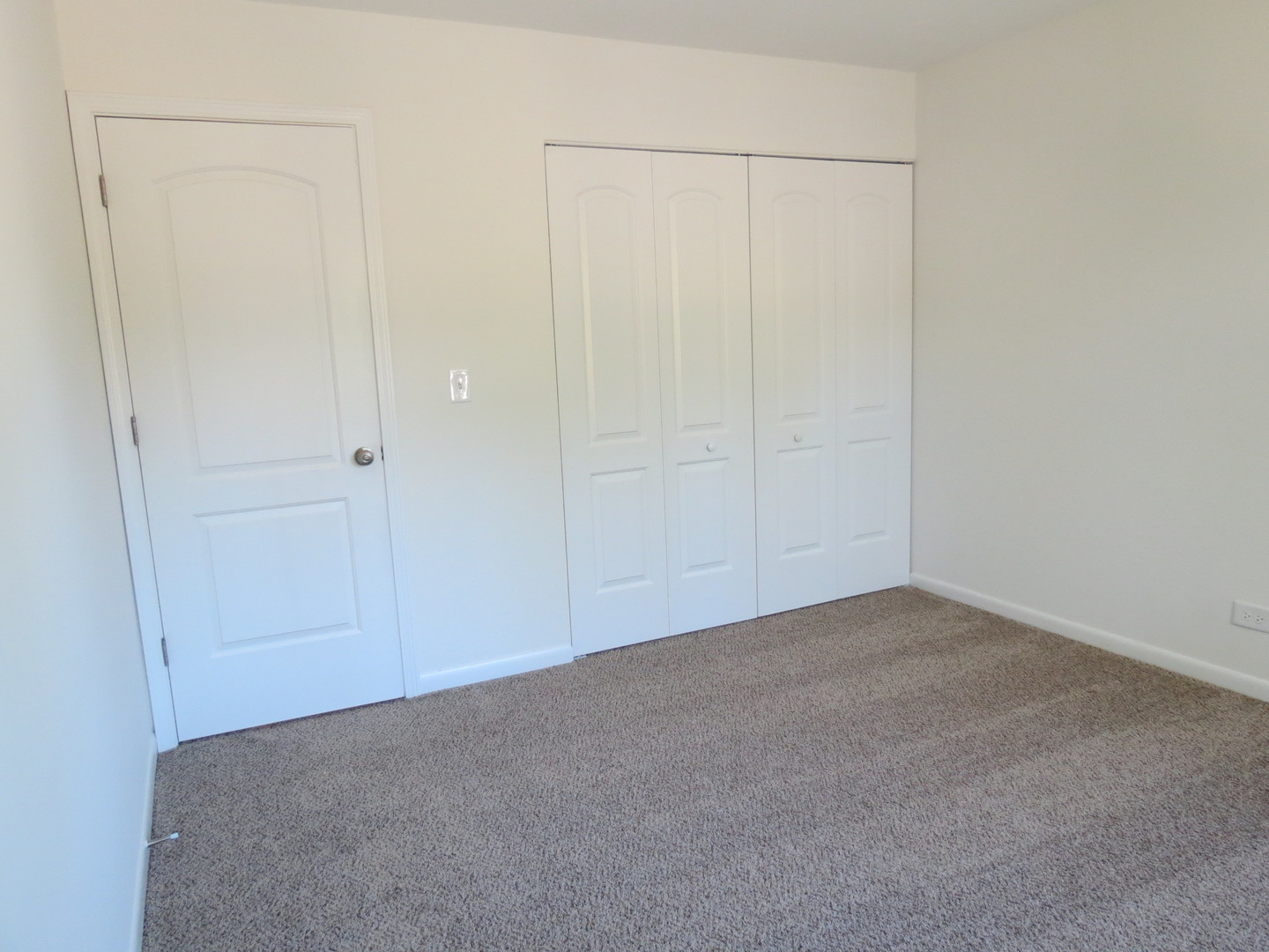 231 Charlotte Lane Bolingbrook, IL 60440 - Photo 20 of 37 a view of an empty room