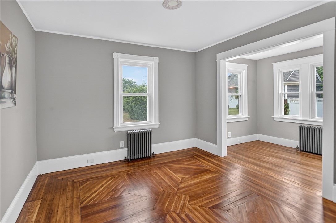 91 Ash Street Warwick, RI 02888 - Photo 11 of 49
