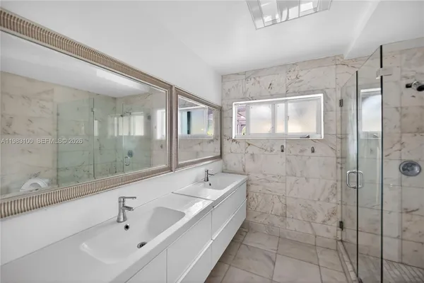 $7,500 | 1100 North Shore Drive, Miami Beach, FL 33141