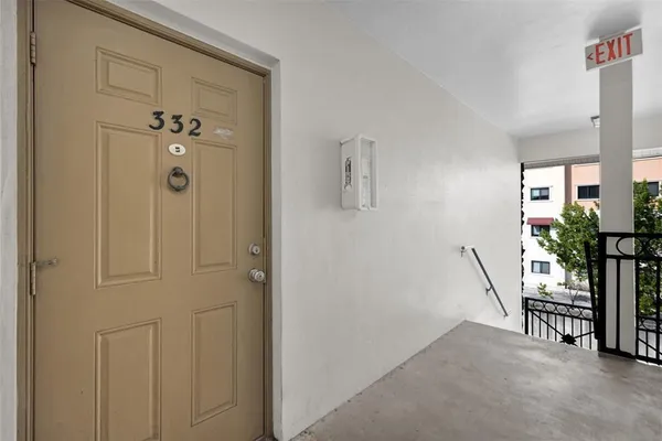 $2,250 | 4850 Southwest 63rd Terrace, Unit 332, Davie, FL 33314