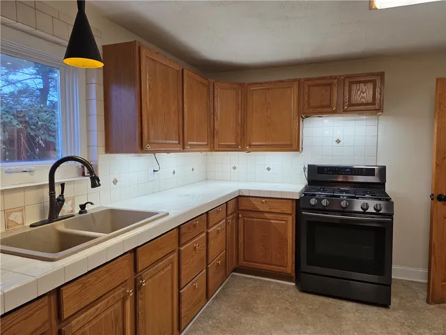 $174,900 | 229 Cutler Avenue, Corning, NY 14830