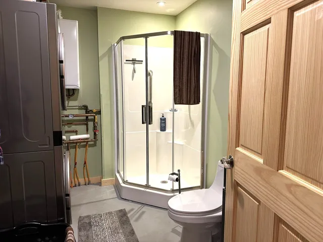 $565,000 | 550 Pete's Pond Road, Hardwick, VT 05836