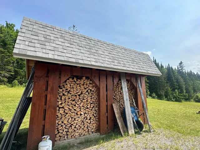 $565,000 | 550 Pete's Pond Road, Hardwick, VT 05836