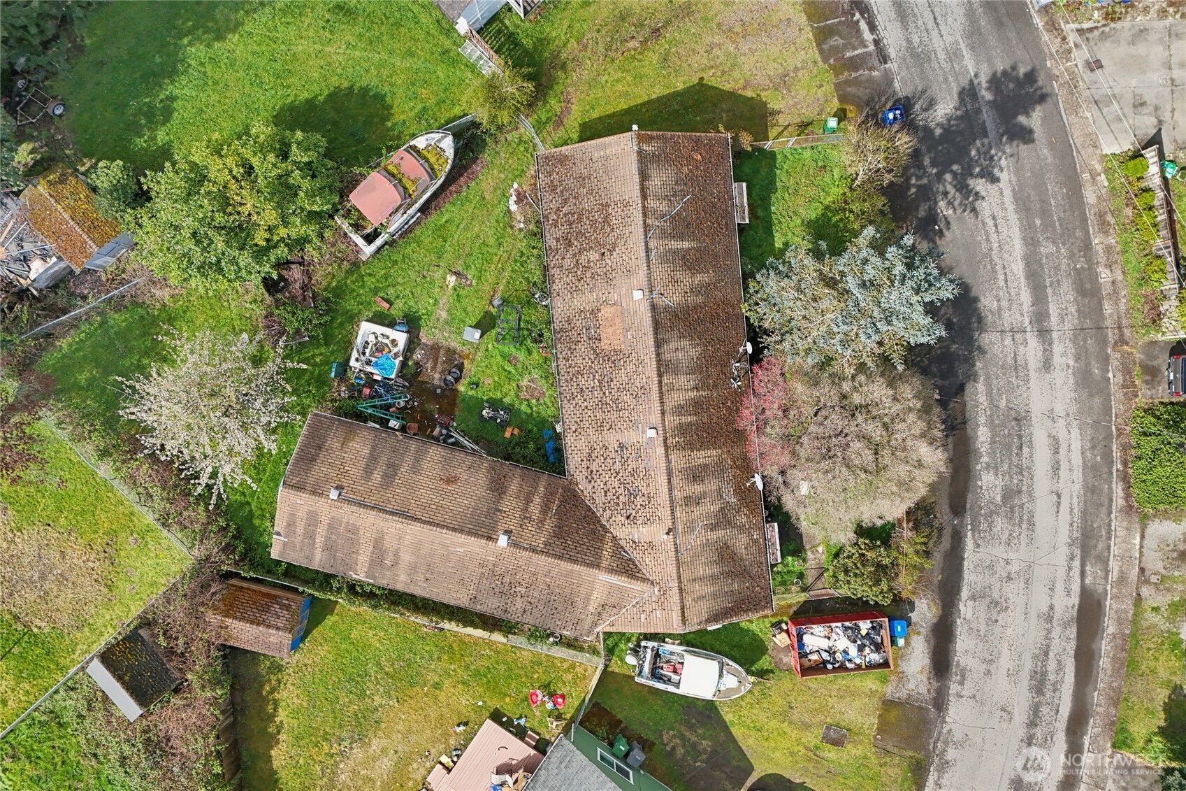 2008 Harrington Circle Northeast Renton, WA 98056 - Photo 21 of 24