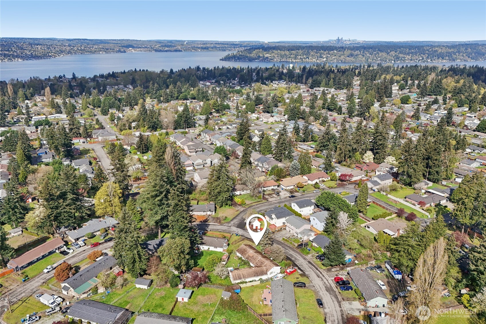 2008 Harrington Circle Northeast Renton, WA 98056 - Photo 8 of 24